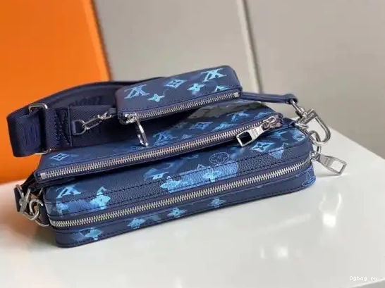 MESSENGER TRIO VUITTON LOUIS 0618